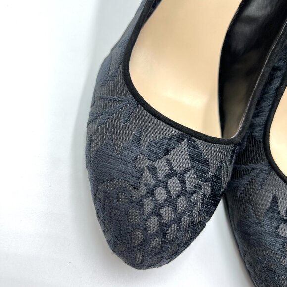 Nine West Womens Size 7.5 Black Tapestry Block Heels Pumps Shoes - Picture 4 of 13
